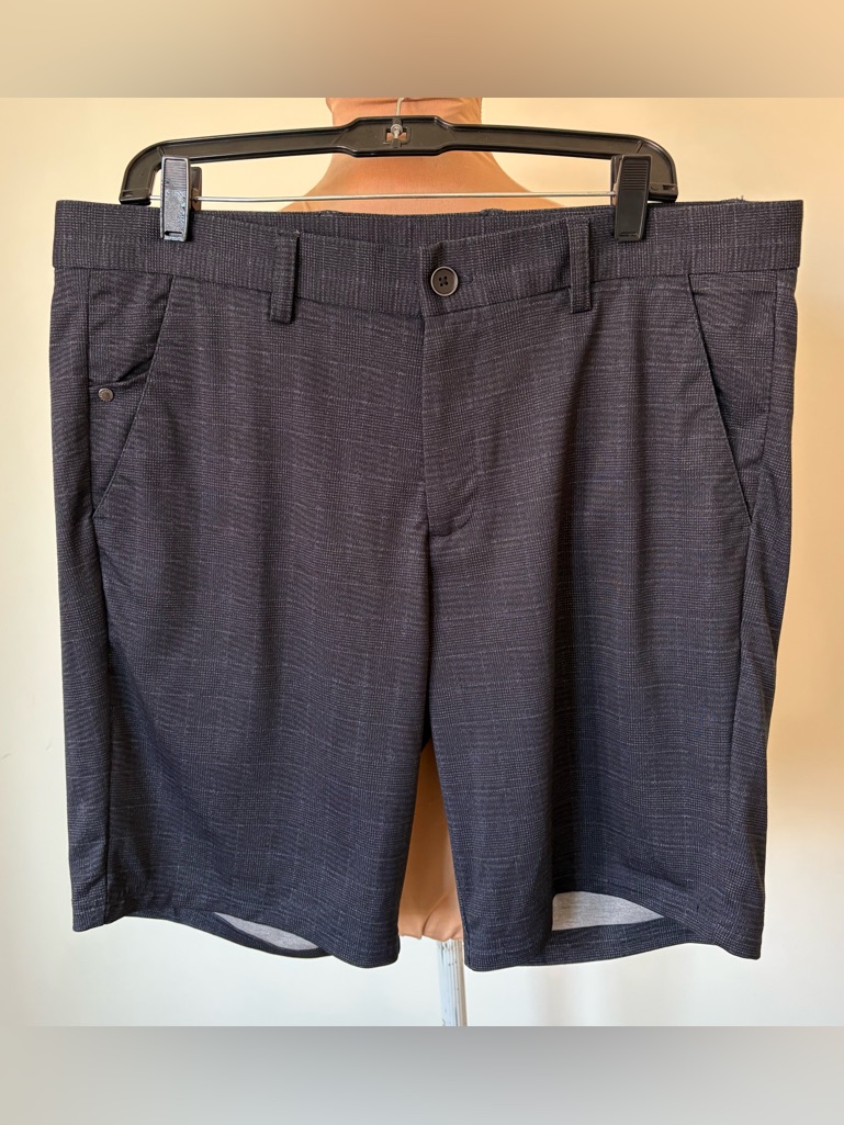 Robert Barakett Anaheim Navy Blue Plaid Motion Knit Shorts Euc Size R36 — image 6 of 8
